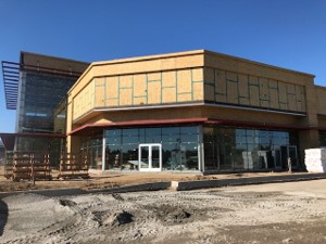 Read more about the article Enhancing Your Commercial Space with Custom Glass Doors